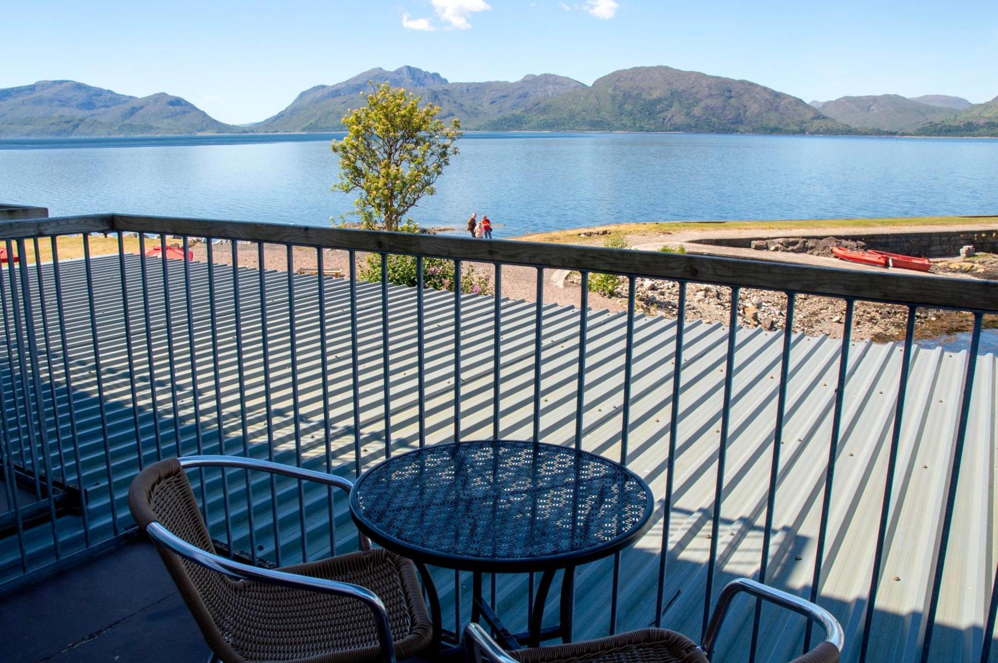 Hotel Holly Tree Hotel, Swimming Pool & Hot Tub 3*