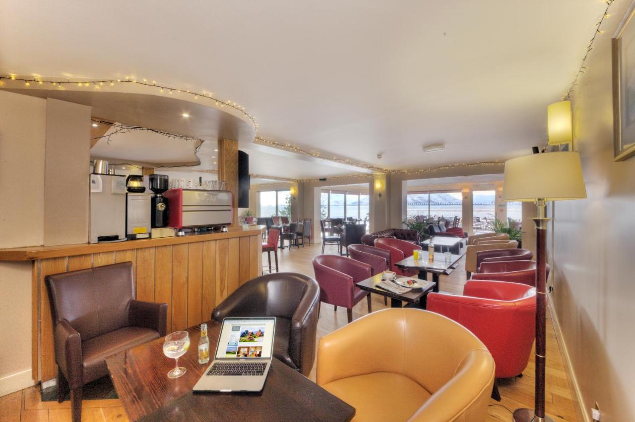 Holly Tree Hotel, Swimming Pool & Hot Tub Hotel 3*